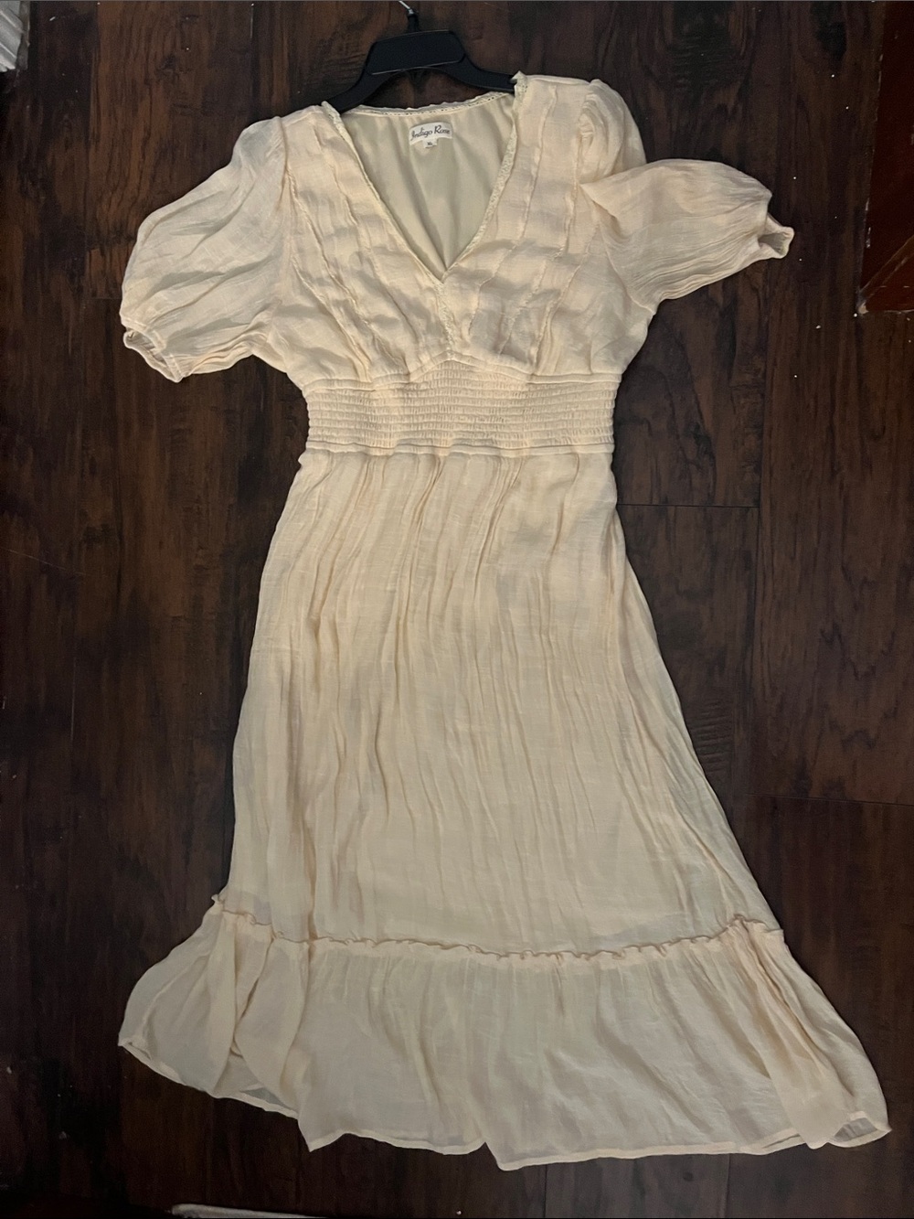 Smocked Waist Cream Maxi Dress with V-Neck and Puff Sleeves